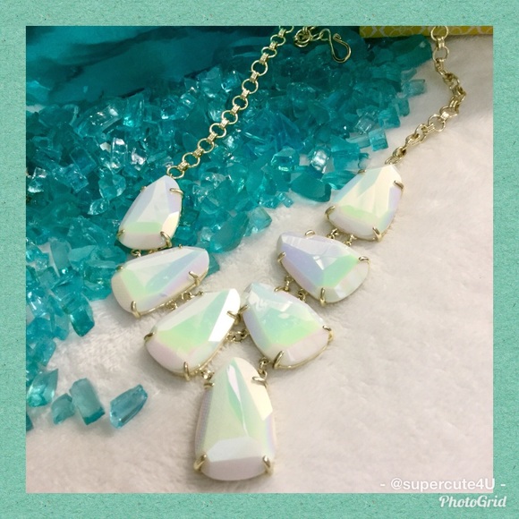 Kendra Scott Jewelry - 💞STEAL OF THE DAY! Kendra Scott Harlie Necklace!